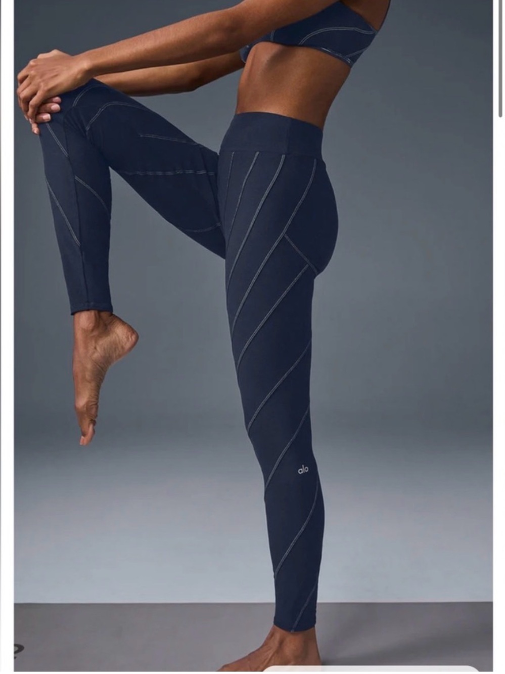 Alo yoga Alosoft High-Waist
Sunray Legging